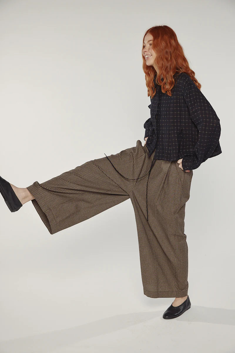 Wide Leg Straight Pants in Black & Khaki, from Amente