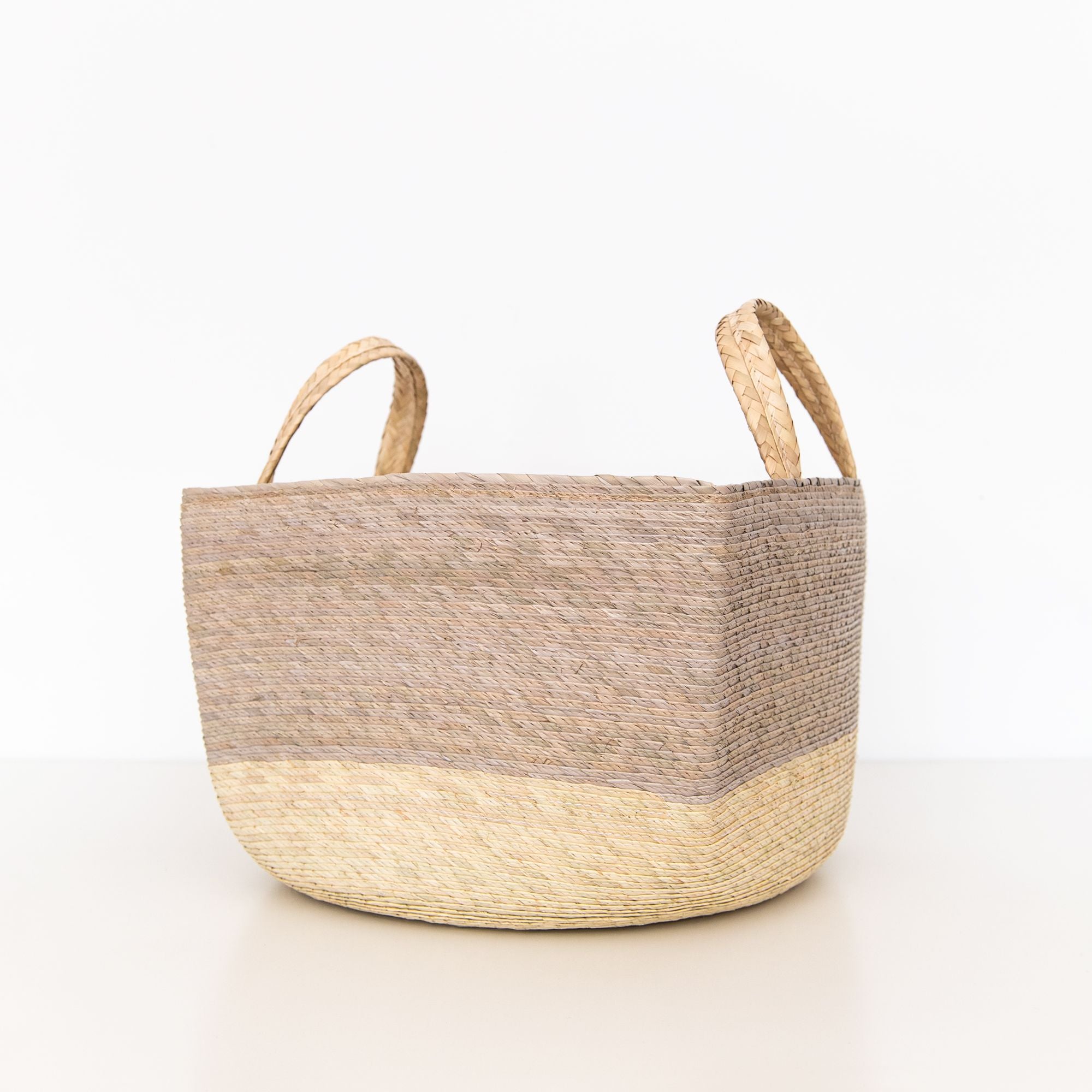 Revister Basket in Arena, from Makaua